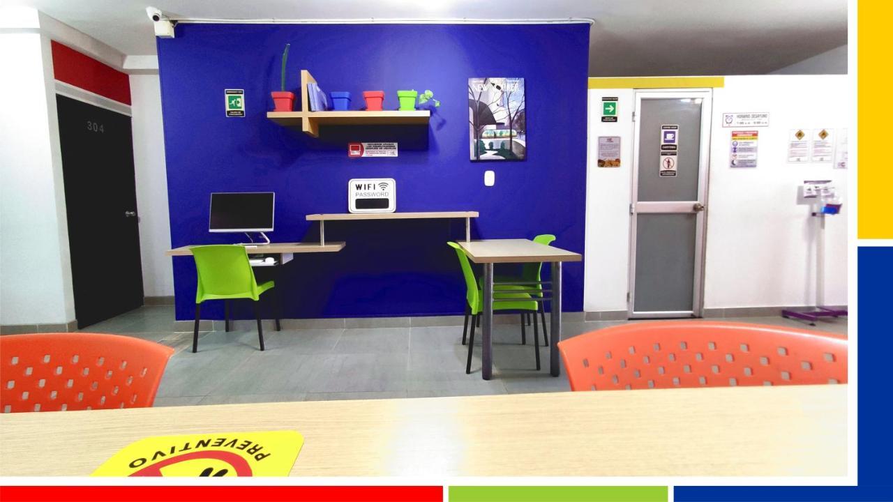 Econotel Colours カリ エクステリア 写真