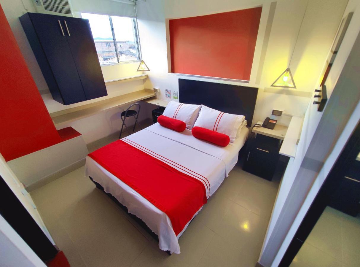 Econotel Colours カリ エクステリア 写真