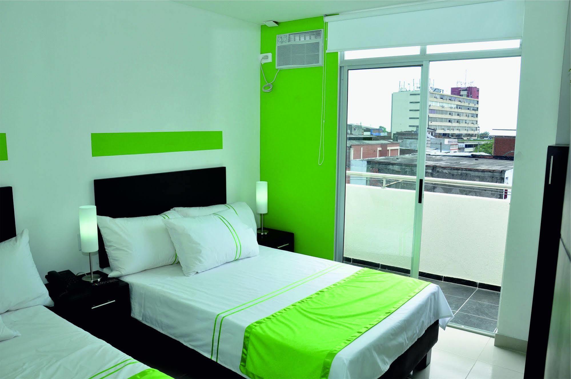 Econotel Colours カリ エクステリア 写真